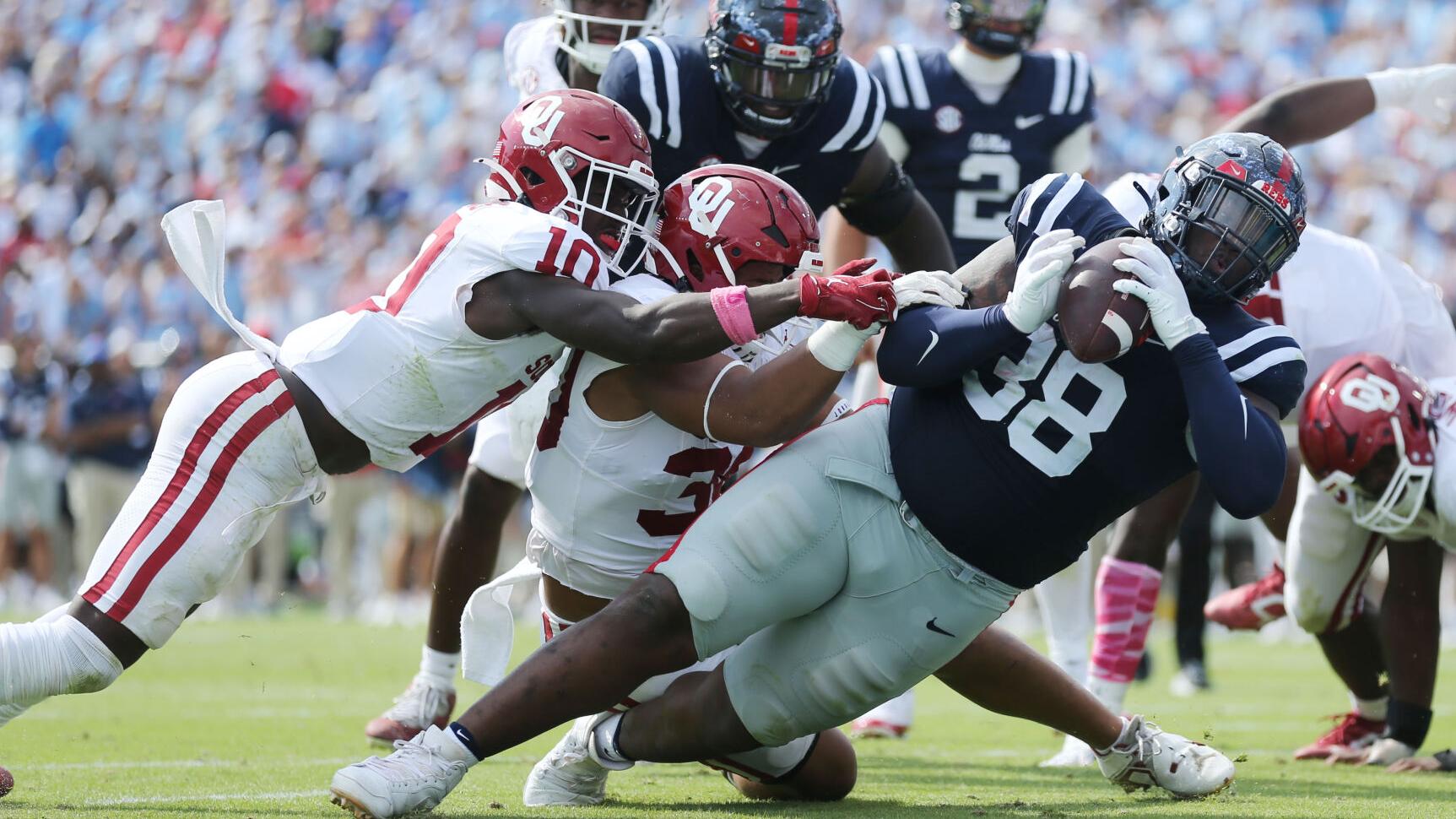 On day of his last Egg Bowl, Oxford native J.J. Pegues gets his chance to be 'The Mayor'